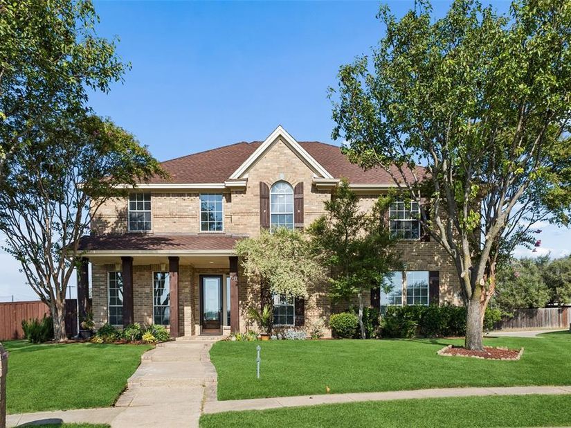 7101  Dutch Elm Court , Garland Texas 75044