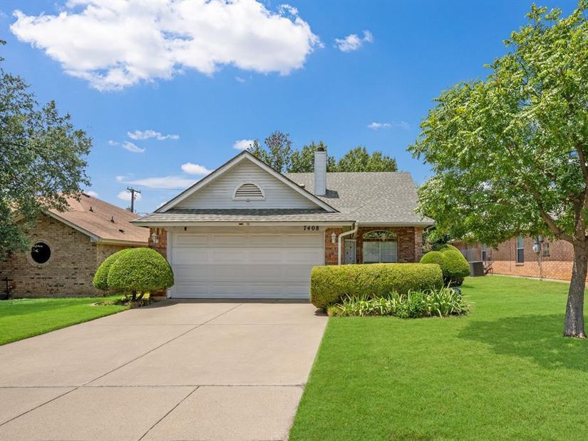 7408  Cross Ridge Circle , Fort Worth Texas 76120