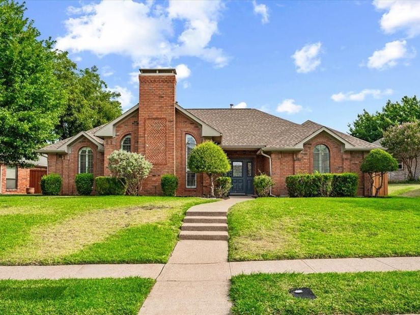 2669  Daffodil Drive , Richardson Texas 75082