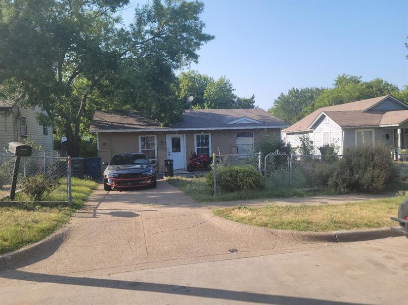 1519  Presidio Avenue , Dallas Texas 75216