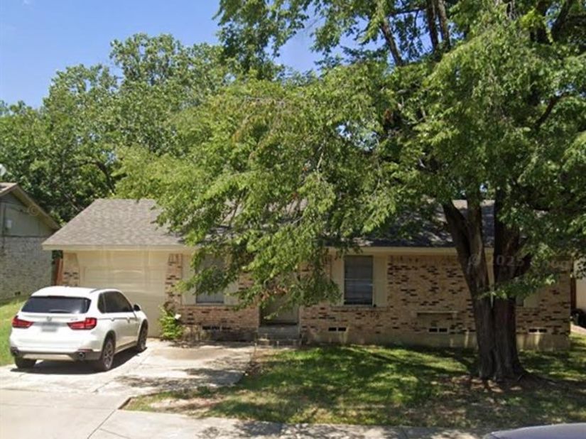 1626  Spring Lake Drive , Mesquite Texas 75149