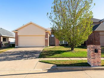 857  Rio Bravo Drive 