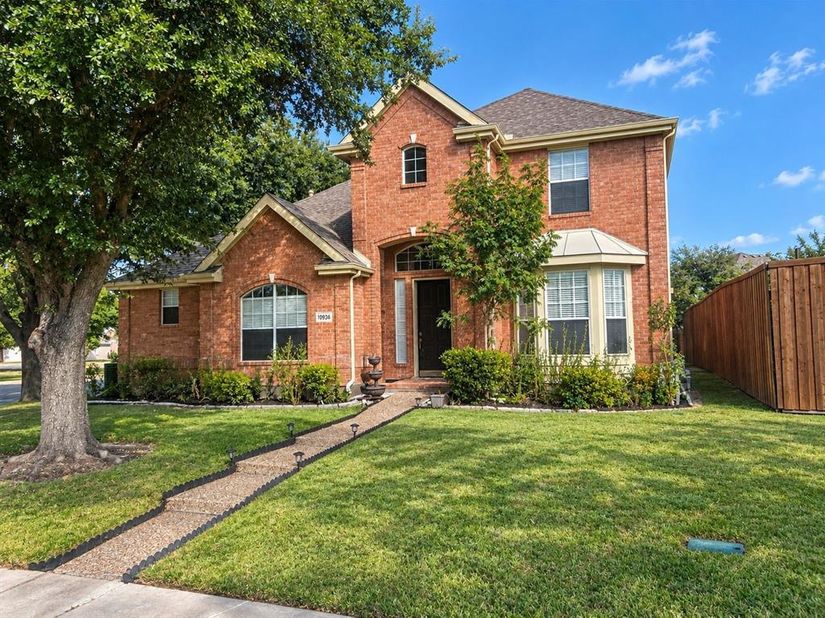 10316  Donley Drive , Irving Texas 75063