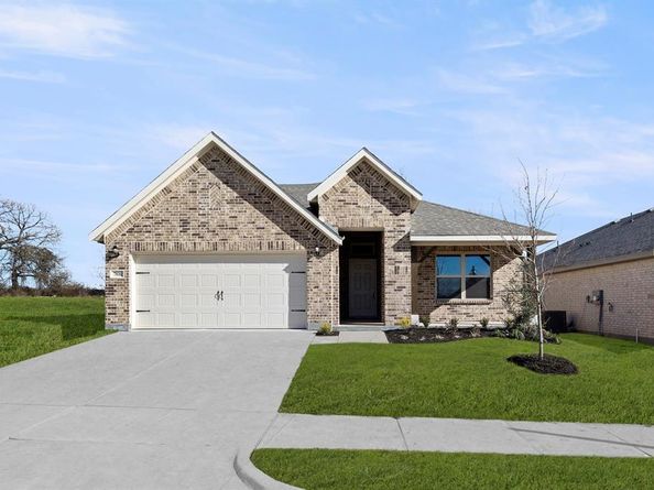 7816  Kingfisher Road , Aubrey Texas 76227