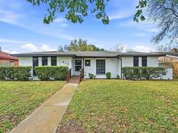 813  Cherry Hills Drive 