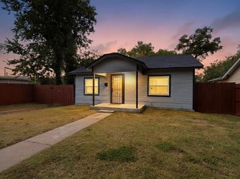 3515  Kenilworth Street 