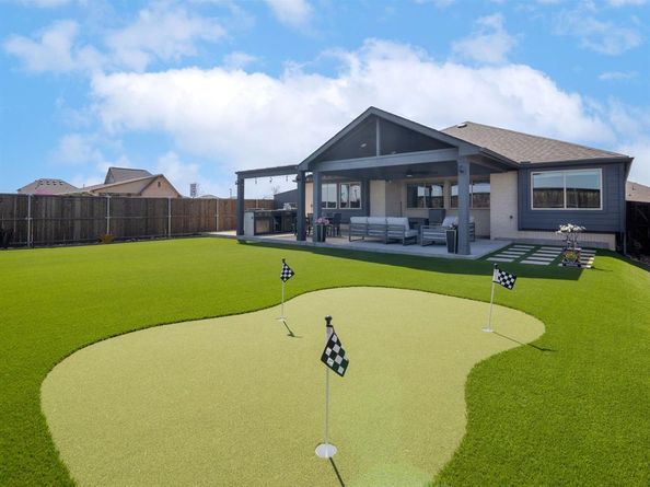 3300  Adobe Vista , Aubrey Texas 76227