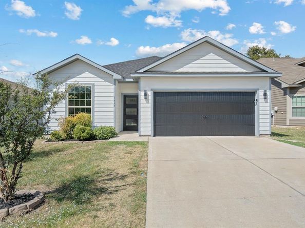 1467  Barrel Drive , Dallas Texas 75253