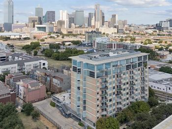 1001  Belleview Street 