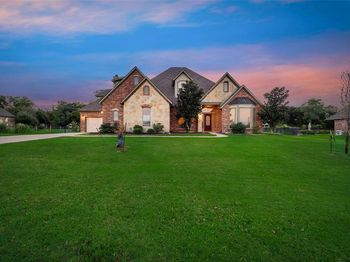 132  Silver Rose Boulevard 