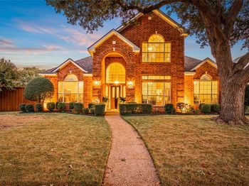 2424  Kittyhawk Drive 