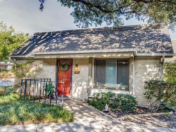 13853  Leinsper Green Street 