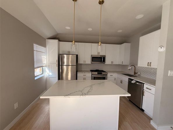 1115 S Glasgow Drive  2, Dallas Texas 75223