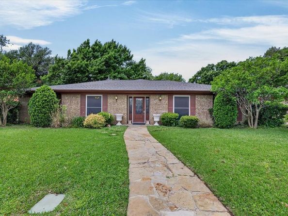 1808 E Cedar Elm Drive , Arlington Texas 76012