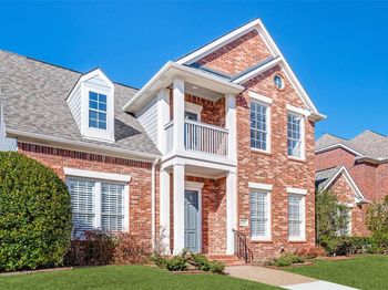 1727 E Branch Hollow Drive 