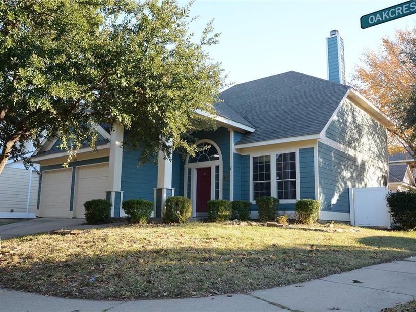 1400  Oakcrest Drive , Providence Village Texas 76227