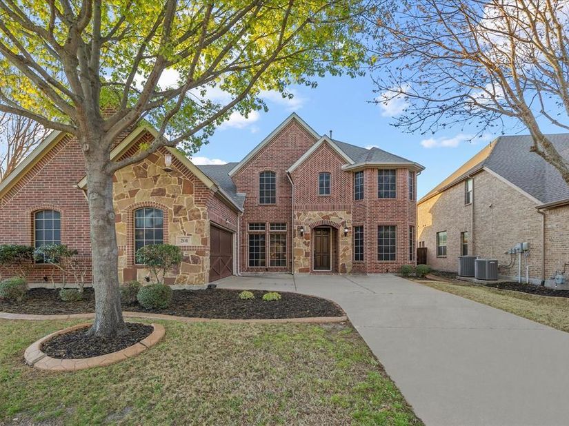 201  Chatfield Drive , Rockwall Texas 75087