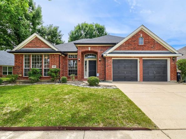 2306  Everton Drive , Arlington Texas 76001