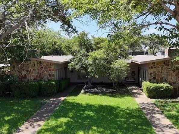13422  Blossomheath Lane , Dallas Texas 75240