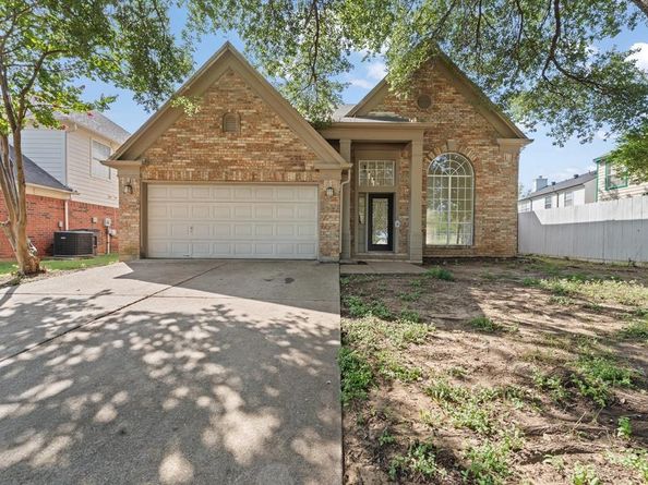 8005  Cloverglen Lane , Fort Worth Texas 76123