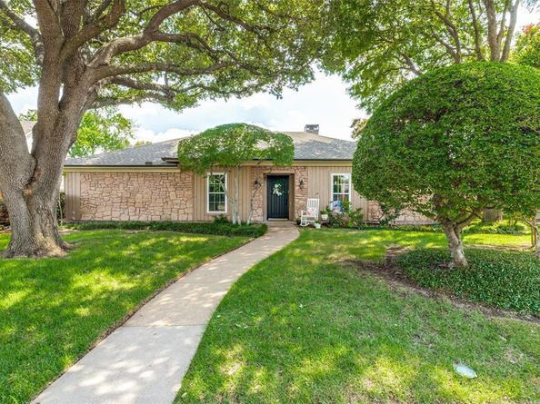 2212  Kirby Drive , Plano Texas 75075