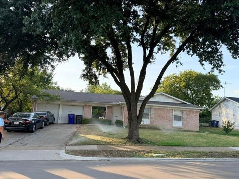 2859  Joanna Drive , Farmers Branch Texas 75234
