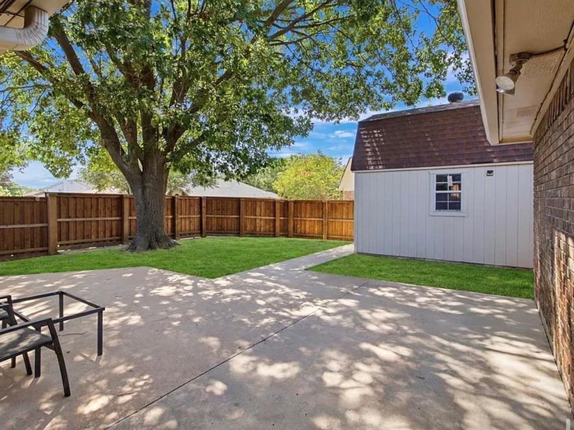 2701  Beau Drive , Mesquite Texas 75181