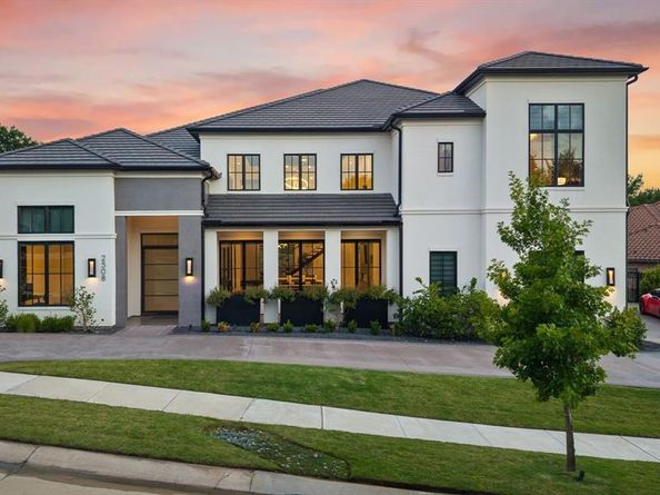 2508  Silver Table Drive , Lewisville Texas 75056