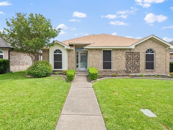 2124  Emerald Oaks  , Mesquite Texas 75181