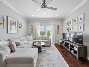 3102  Kings Road 