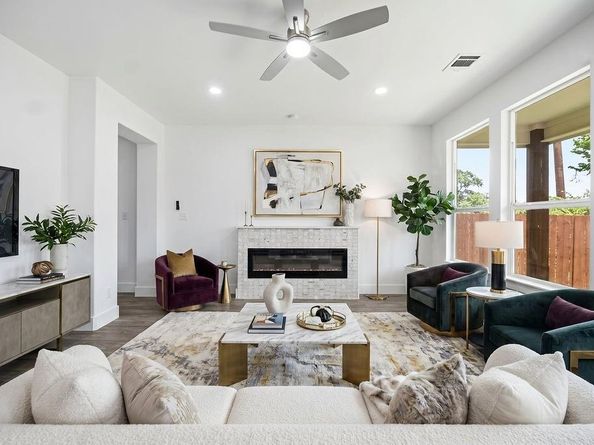 713  Exeter Street , Fort Worth Texas 76104