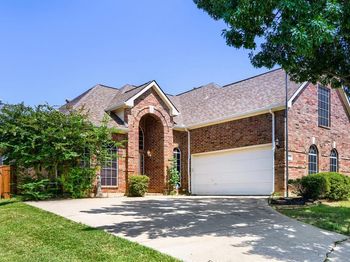 2066  Fair Oaks Circle 