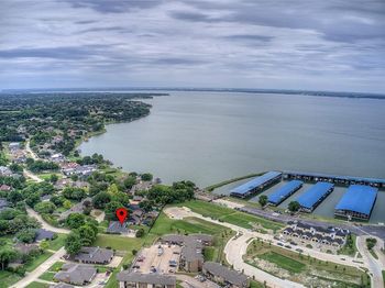 11  Lakeway Drive 