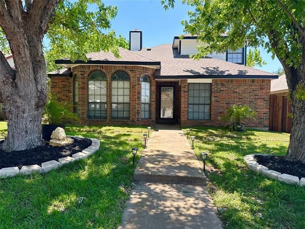 4768  Veronica Circle , Fort Worth Texas 76137