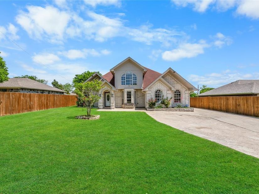 6808  Marvin Brown Street , Fort Worth Texas 76179