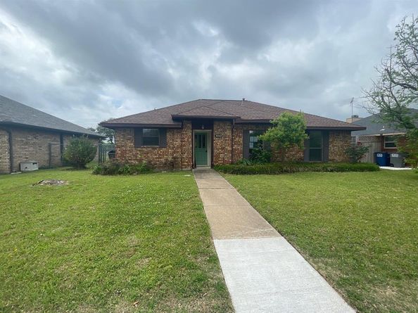 3012  Tina Street , Sachse Texas 75048