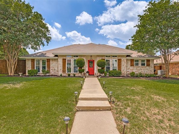 1000  Mellville Drive , Plano Texas 75075