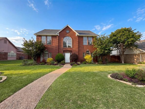 1213  Cardigan Street , Garland Texas 75040