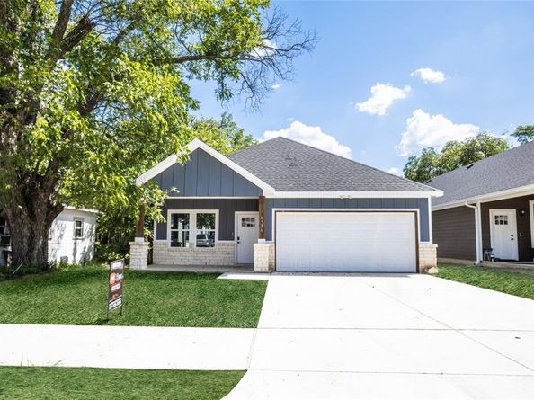 4936  Chapman Street , Fort Worth Texas 76105