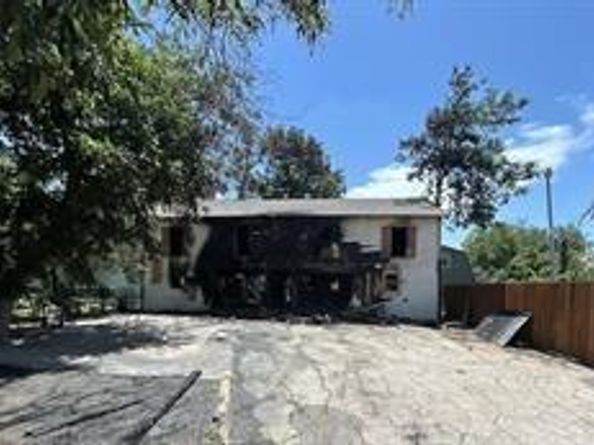 821 S Ayers Avenue , Fort Worth Texas 76103