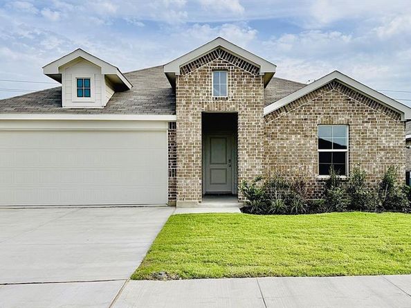 9409  MINT HILL Drive , Fort Worth Texas 76108