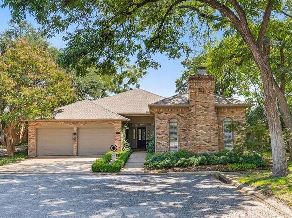 6100  Plum Valley Place , Fort Worth Texas 76116