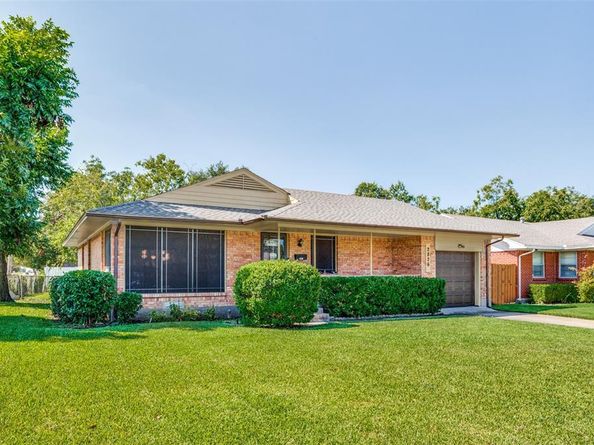 2826  Marbella Lane , Dallas Texas 75228