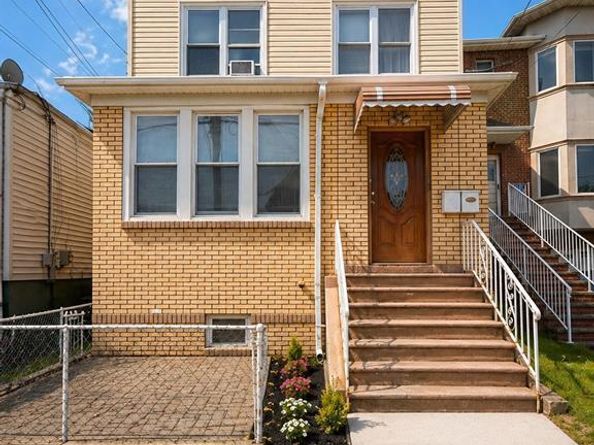 229 5th Street, Fairview NJ 07022