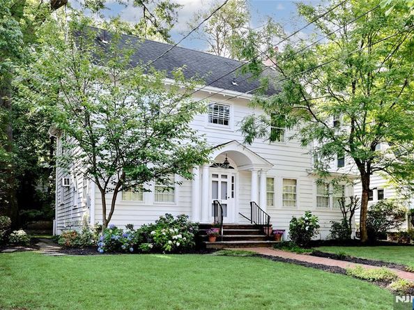 153 Glenwood Avenue, Leonia NJ 07605