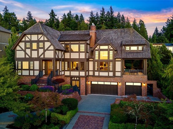 3169 NE Harrison Street, Issaquah WA 98029