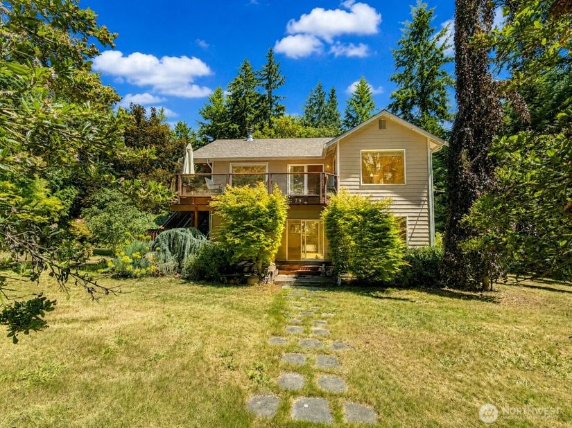 79 G  Mukilteo Way, Hat Island WA 98206