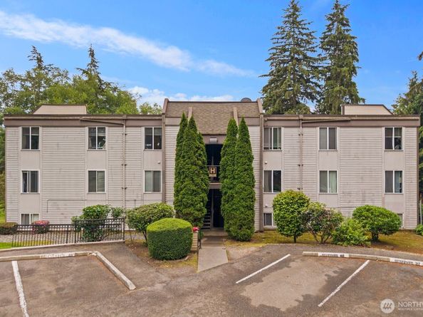 14605 NE 34th Street H12, Bellevue WA 98007