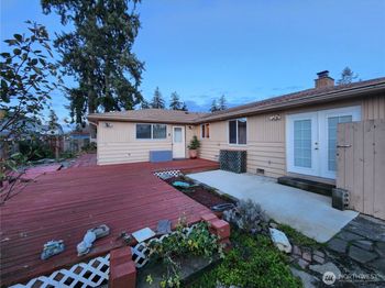 3712 S 175th