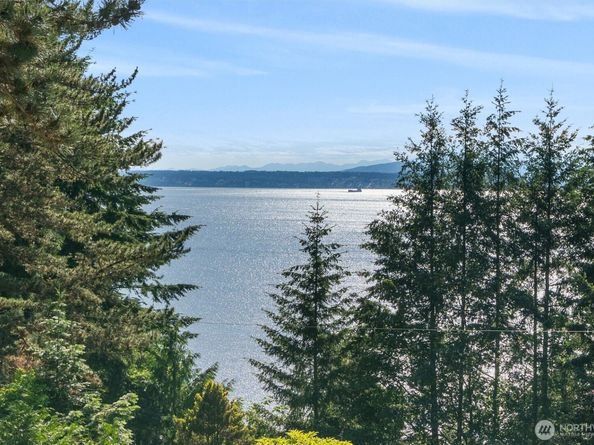 4014 57th Avenue SW, Seattle WA 98116